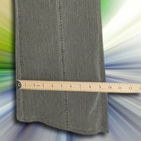 Gloria Sz 16 Gray/Hint of Green Stylish Cargo Jeans, Wide Leg, Made in Bahrain - Picture 7 of 7